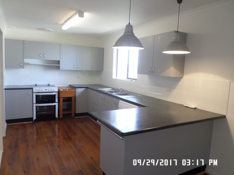 30 Polona St, Blayney NSW 2799