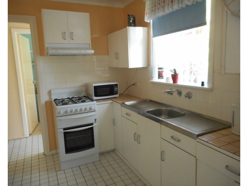 19 Mount Errol St, Blayney NSW 2799