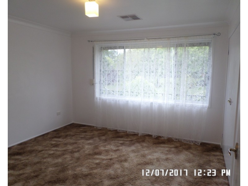 3 Athol St, Blayney NSW 2799