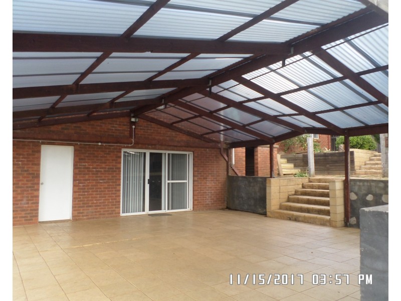 3 Athol St, Blayney NSW 2799