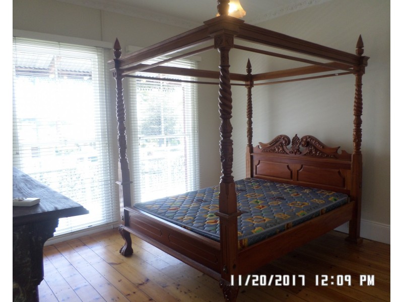 26 Church St, Blayney NSW 2799