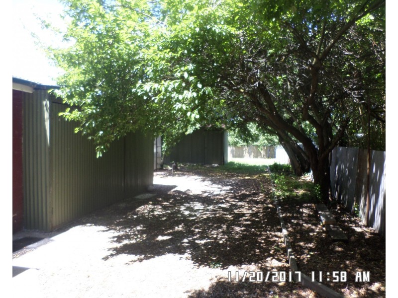 26 Church St, Blayney NSW 2799