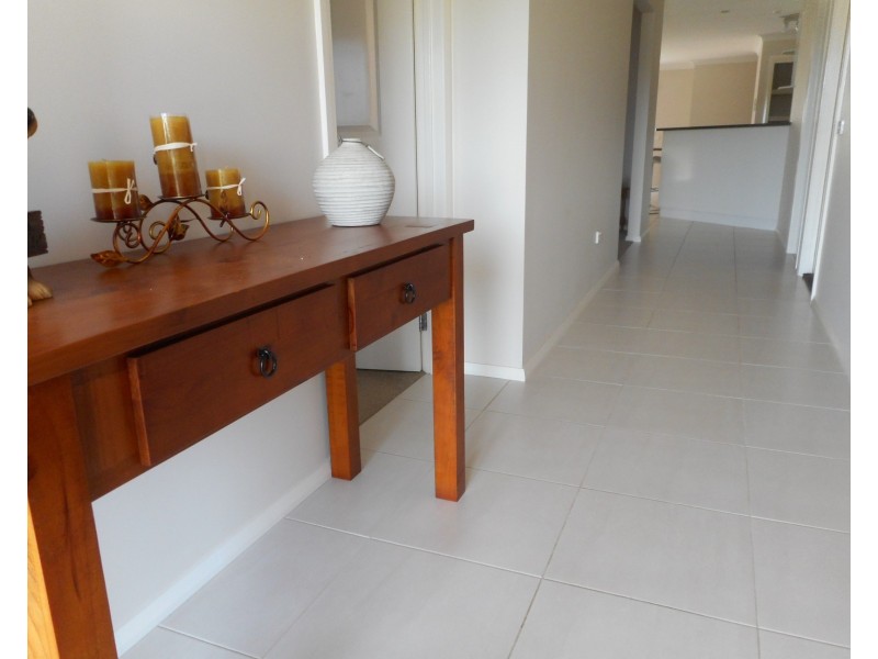 6 Patrick Cl, Blayney NSW 2799