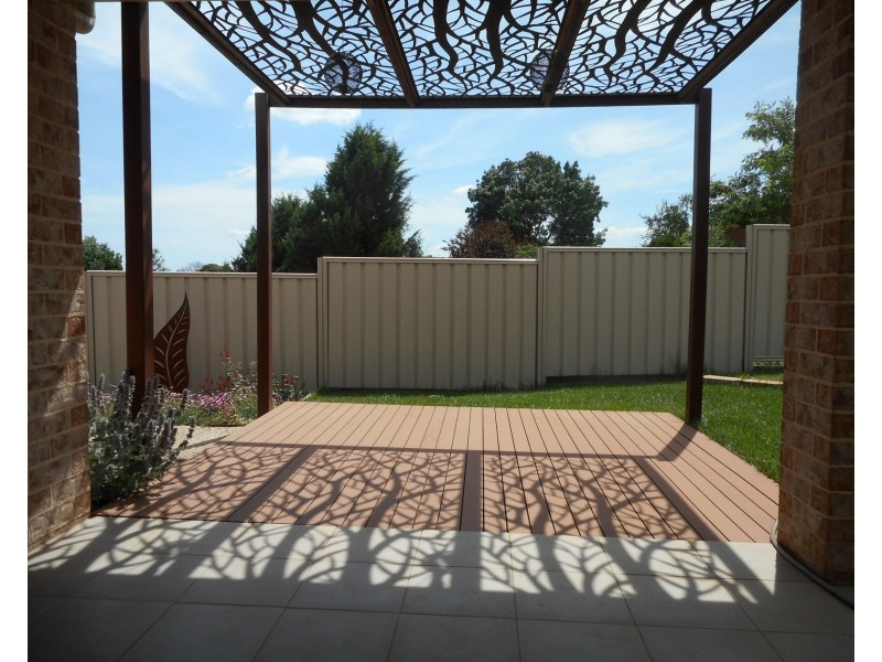 6 Patrick Cl, Blayney NSW 2799