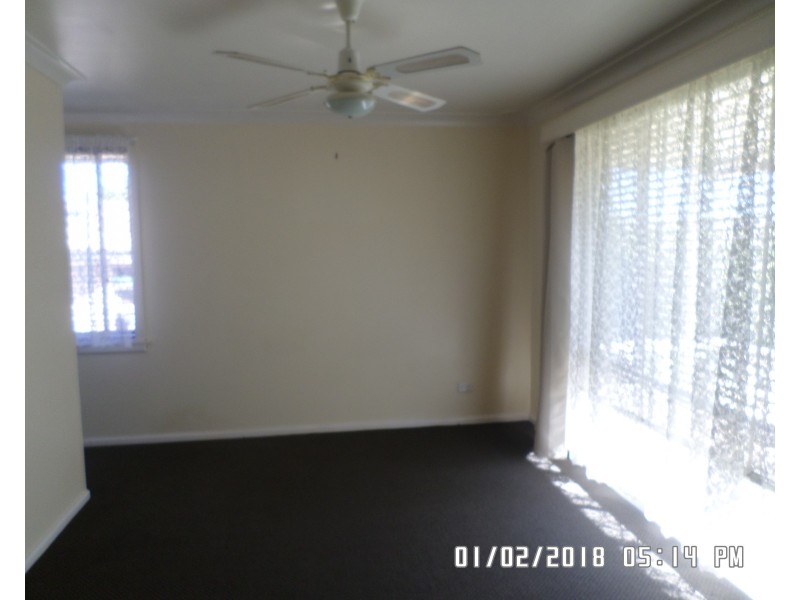 14 Torrens St, Blayney NSW 2799