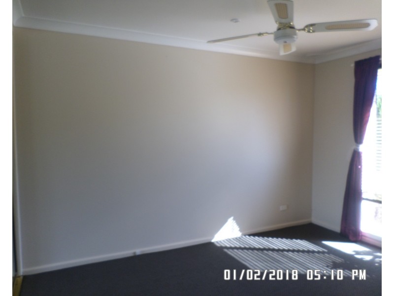 14 Torrens St, Blayney NSW 2799