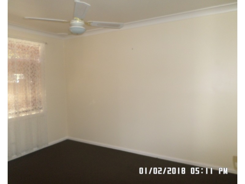 14 Torrens St, Blayney NSW 2799