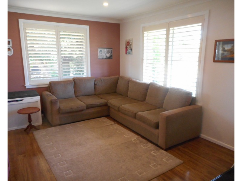 56 Palmer St, Blayney NSW 2799