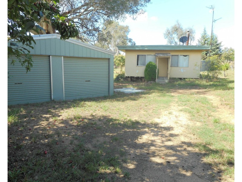 17 Turner St, Barry NSW 2799