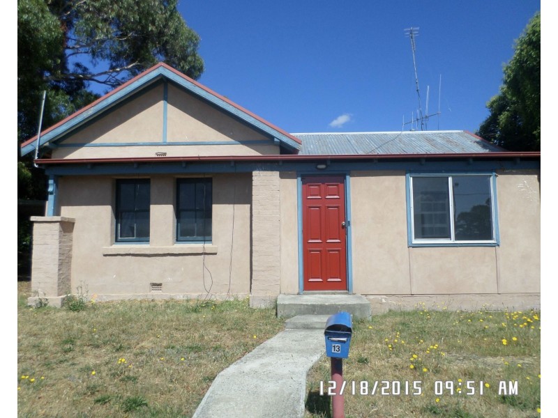 13 Carcoar Street, Blayney NSW 2799