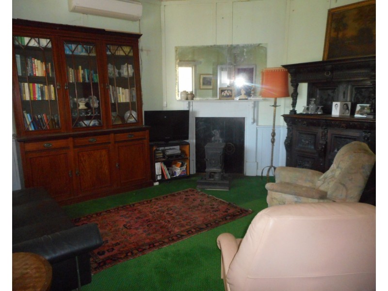 7 Olive St, Mandurama NSW 2792