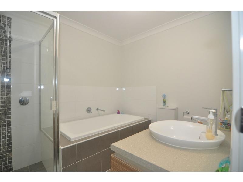 26 Driftway Drive, Lakewood, Pemulwuy NSW 2145