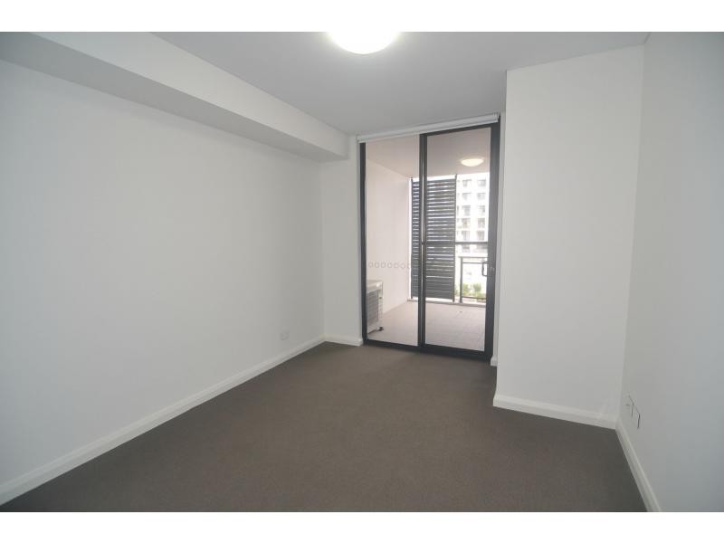Unit 304/46 Amalfi Drive, The Waterfront, Wentworth Point NSW 2127