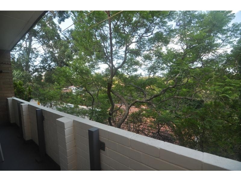 Unit 10/4 – 6 Sherbrooke Road, West Ryde NSW 2114