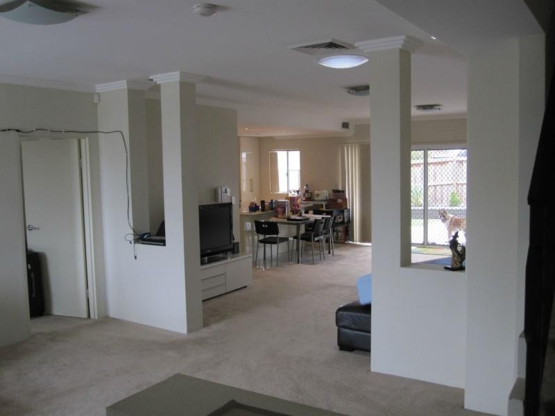1/714 Forest Road, Peakhurst NSW 2210