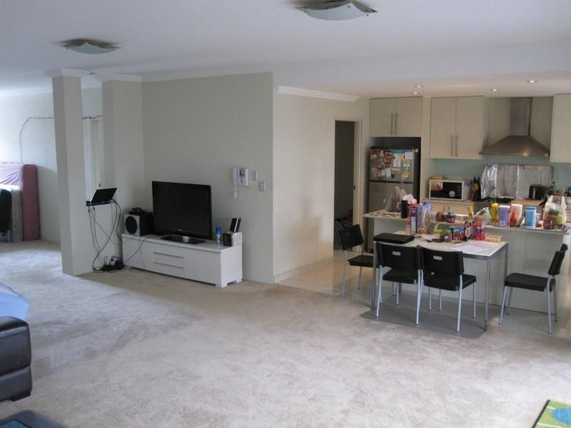 1/714 Forest Road, Peakhurst NSW 2210