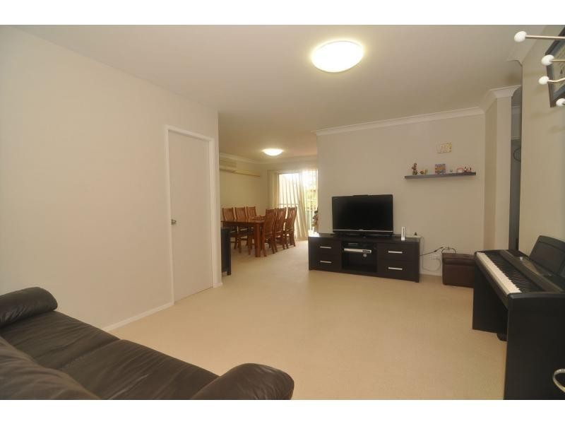 38 Hampden Street, Beverly Hills NSW 2209