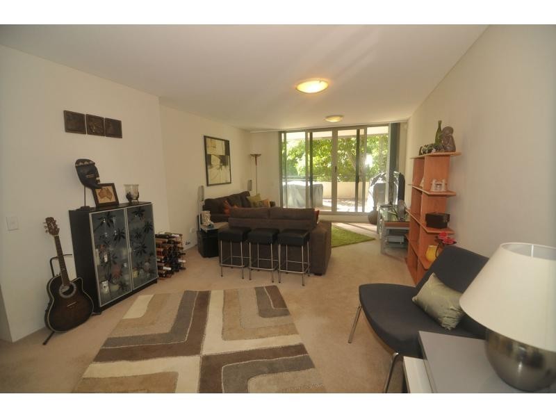 7 Blaxland Avenue, Newington NSW 2127