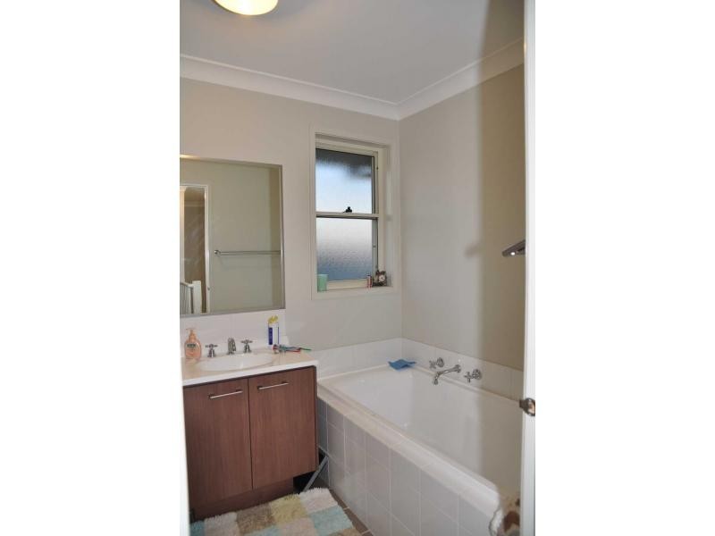 2/29 The Boulevard, MORNINGTON, Holsworthy NSW 2173