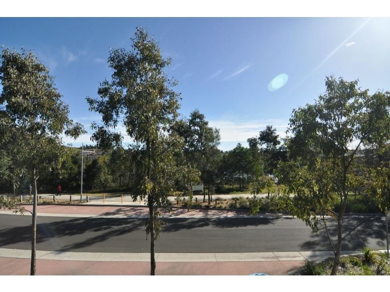 18 Driftway Drive, Pemulwuy NSW 2145