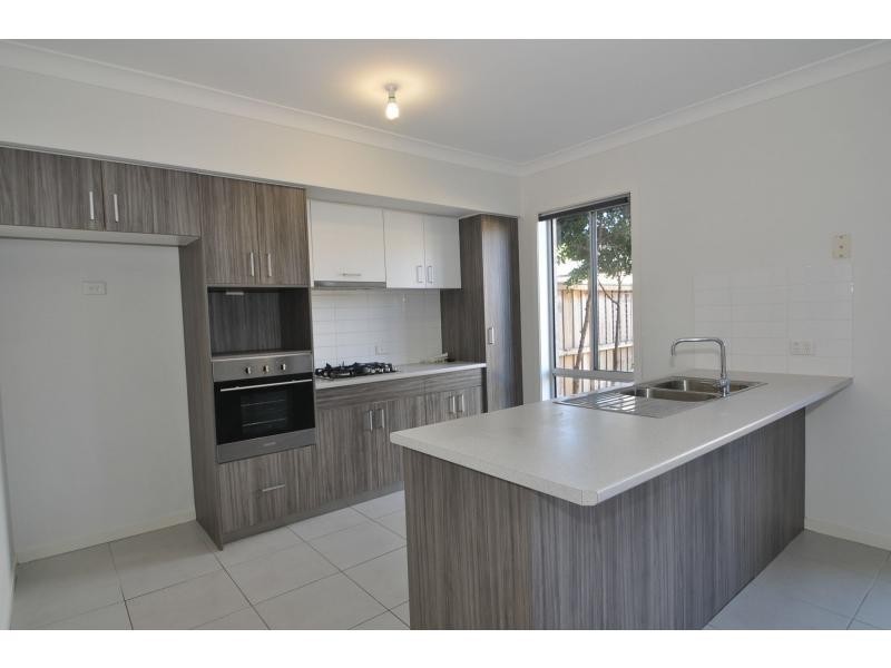 18 Driftway Drive, Pemulwuy NSW 2145