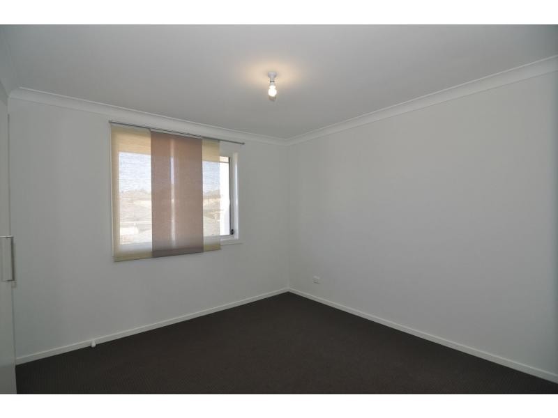 18 Driftway Drive, Pemulwuy NSW 2145