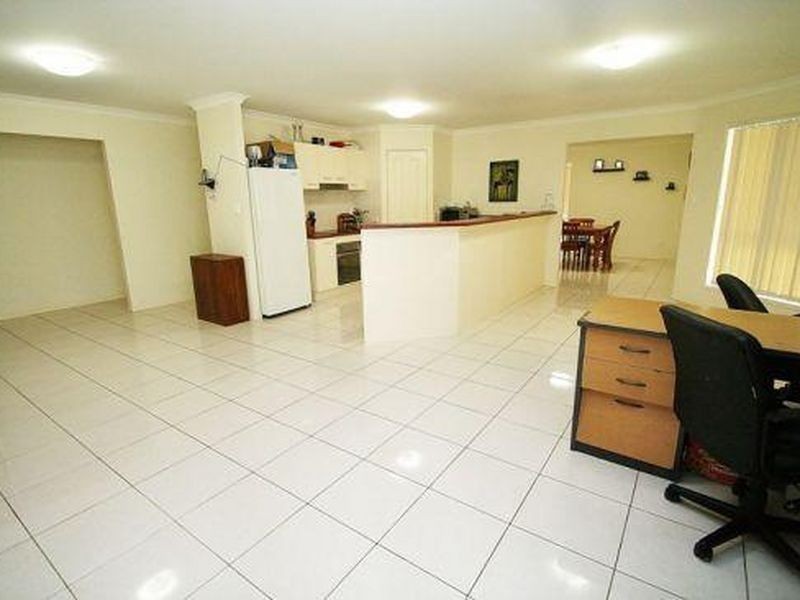 31 Gippsland Place, Calamvale QLD 4116