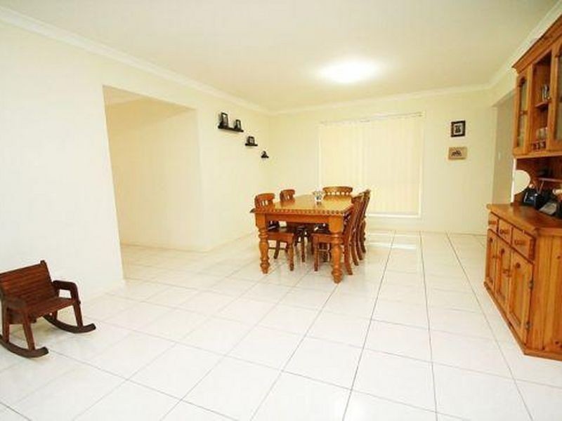 31 Gippsland Place, Calamvale QLD 4116