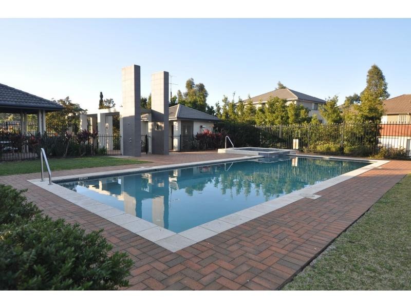 3/17 Parkwood Road, Mornington Estate, Holsworthy NSW 2173