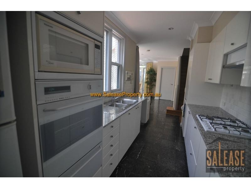 21 Brompton Road, Kensington NSW 2033