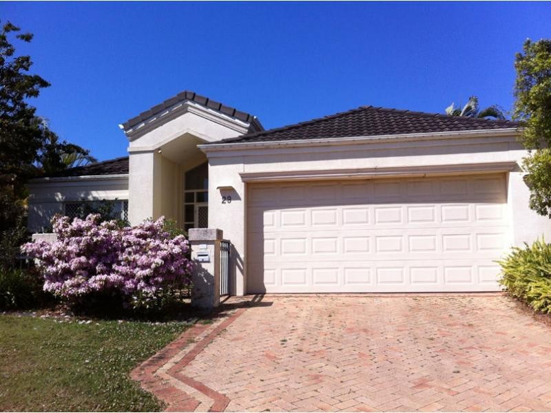 29 Abby Crescent, Ashmore QLD 4214
