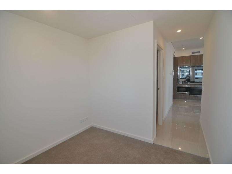 Unit 909/1 Hutchinson Walk, Zetland NSW 2017