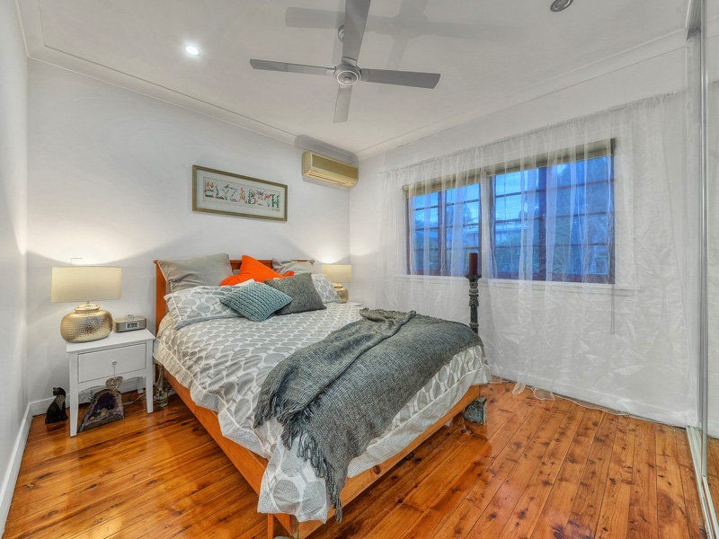 2 view Street, Kedron QLD 4031