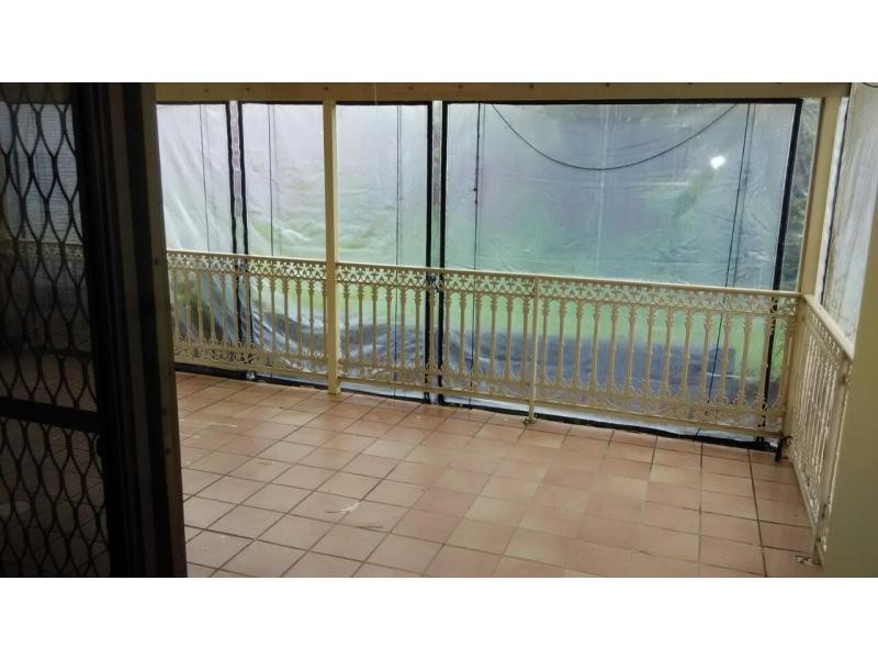 1 Boorala Crescent, Eight Mile Plains QLD 4113