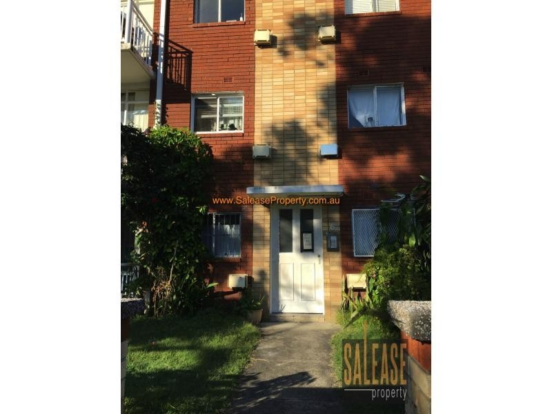 Unit 6/6 Barber Avenue, Eastlakes NSW 2018