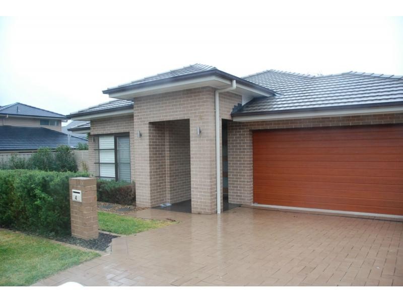 4 Castlegate Place, Castle Hill NSW 2154