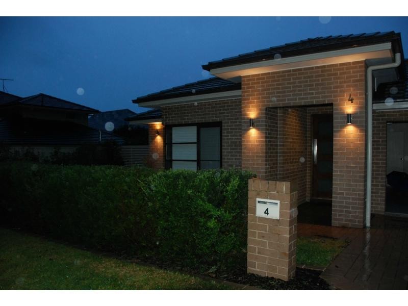 4 Castlegate Place, Castle Hill NSW 2154