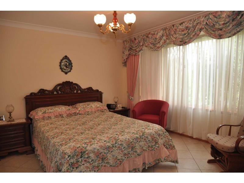 61 Middlehope Street, Bonnyrigg Heights, Bonnyrigg Heights NSW 2177