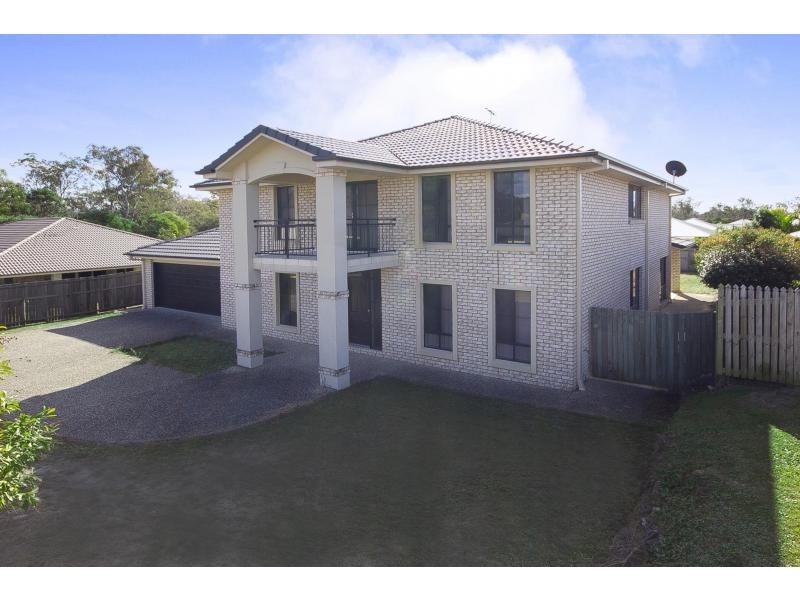 8 Lomond Place, Parkinson QLD 4115