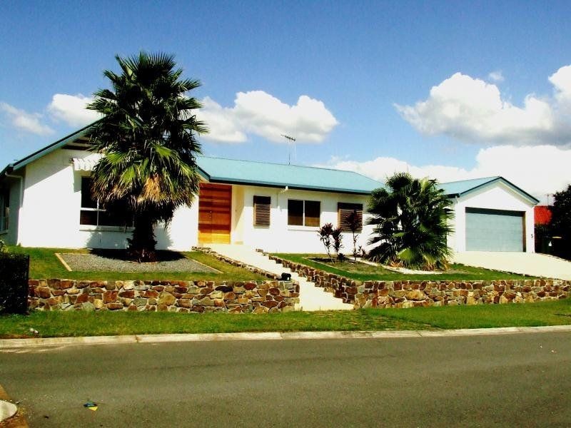 4 Rokeby Drive, Parkinson QLD 4115