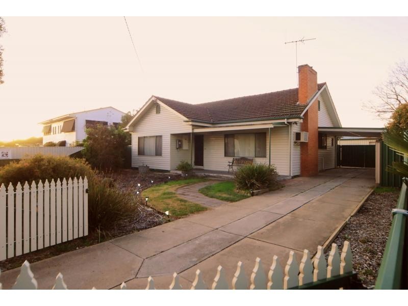 76 Sisley Avenue, Wangaratta VIC 3677