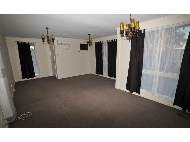 2 Irving Street, Wangaratta VIC 3677