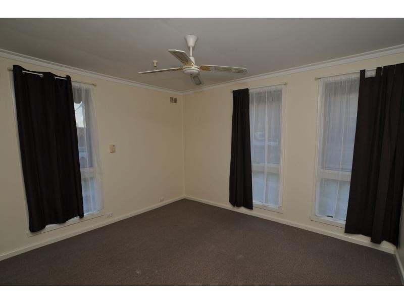 2 Irving Street, Wangaratta VIC 3677