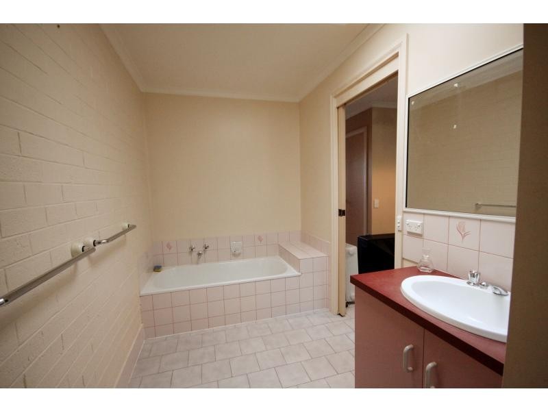 4 Phillipson Street, Wangaratta VIC 3677