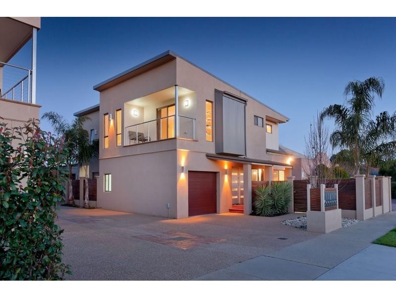 Unit 2/44 Green Street, Wangaratta VIC 3677