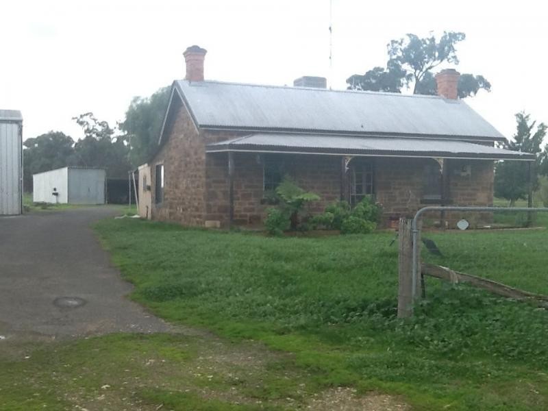 1553 Great Alpine Road, Tarrawingee VIC 3678