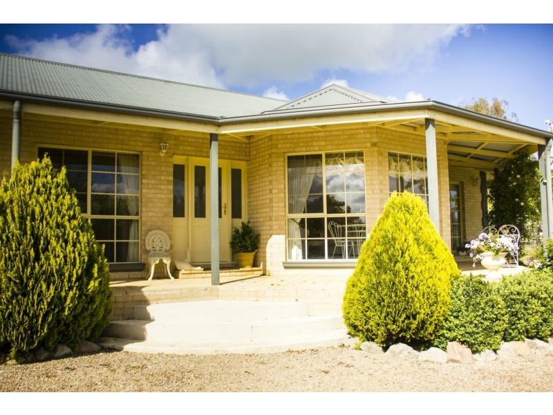 8 Browning Road, Killawarra VIC 3678