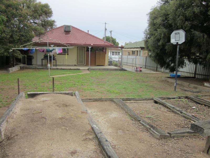 12 Hinchley Street, Wangaratta VIC 3677