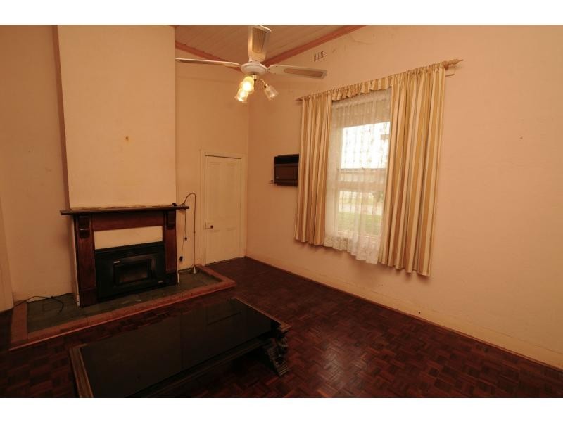 8 Silo Street, Springhurst VIC 3682