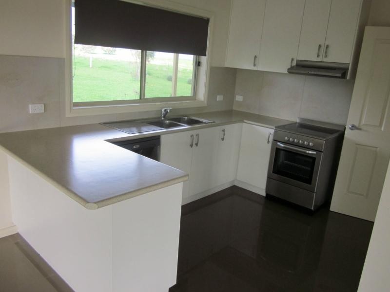 100 Simpsons Lane, Moyhu VIC 3732